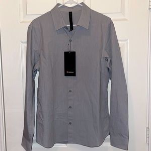 Lululemon Men’s Long Sleeve Dress Shirt. Medium.  NWT.